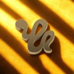 Serpiente Tooth Gem (Oro 18k)