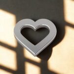 Corazón Bordeado Tooth Gem (Cromo)